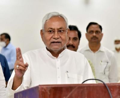 Nitish takes oath as Bihar