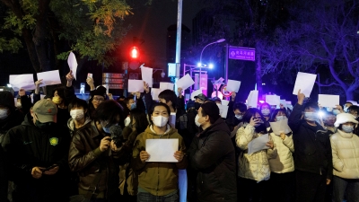 Police clampdown in China after days of protests