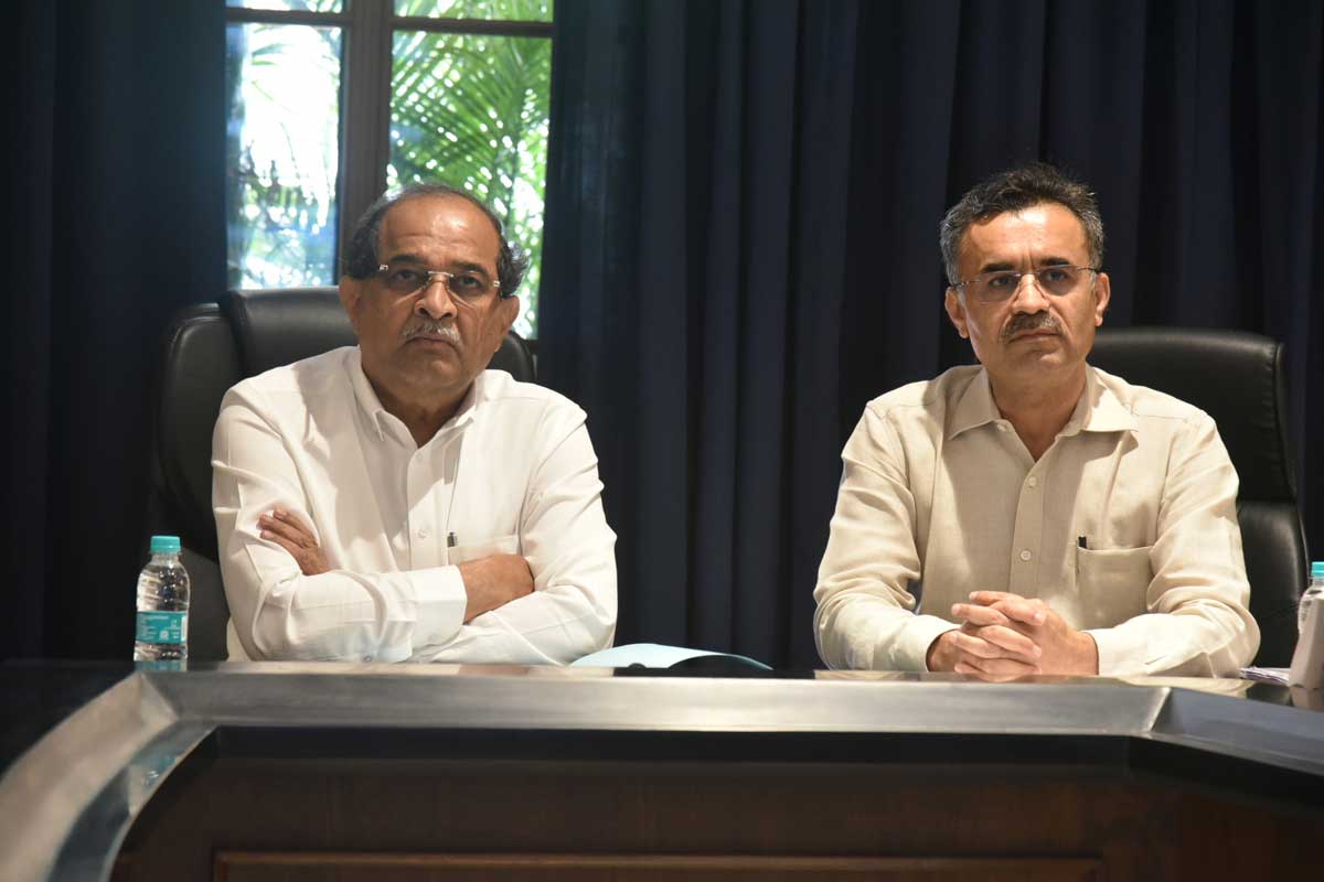 Revenue Minister Radhakrishna Vikhe Patil reviewed sand policy preparations