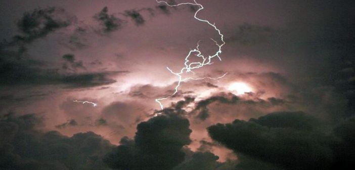 Lightning strikes kill 18 people in Bihar