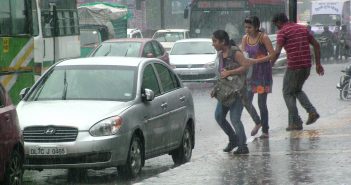 IMD issues yellow alert for rain in Delhi
