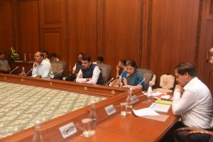 सौर प्रकल्पासाठी सबस्टेशननिहाय आवश्यक जमिनींची निश्चिती त्वरित करावी - उपमुख्यमंत्री देवेंद्र फडणवीस