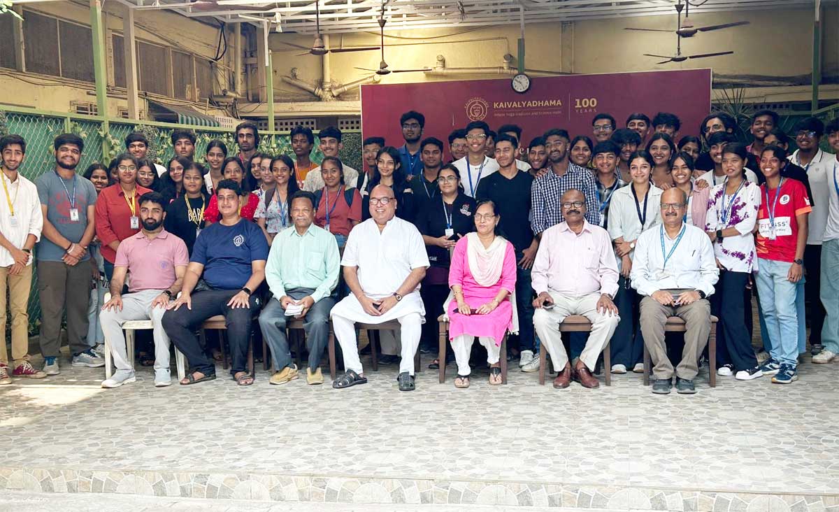 Sydenham-College-Visits-Kaivalyadhama-Mumbai
