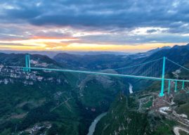 First summer vacation season after the opening of the world’s highest bridge