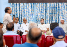 Rahul Gandhi holds ‘Janata Darbar’ in Rae Bareli, SP workers also present
